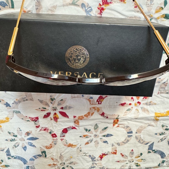 Authentic Versace brown gradient cat eye sunglasses - Picture 7 of 12